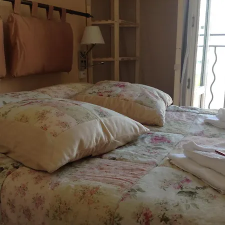Boutique Couleurs Suds فندق 3*